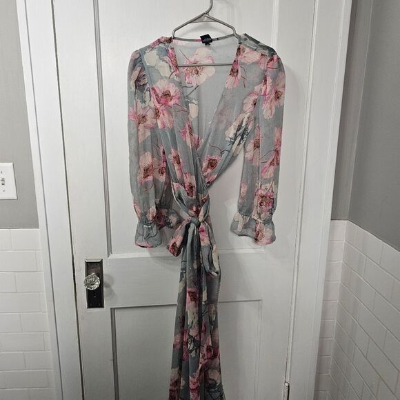 Express Sheer Floral Wrap Sz M/large. Excellent Condition, Never Worn - Picture 8 of 8